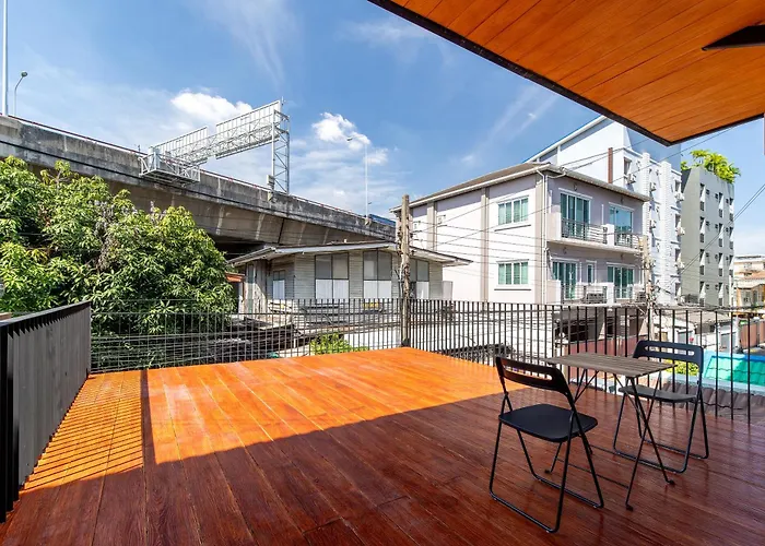 Townhouse In Khet Phayathai - Ari Ferienhaus *